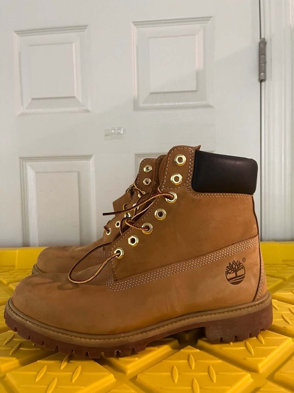 Timberland Men's 6-Inch Premium Waterproof Boots Wheat Nubuck 10061